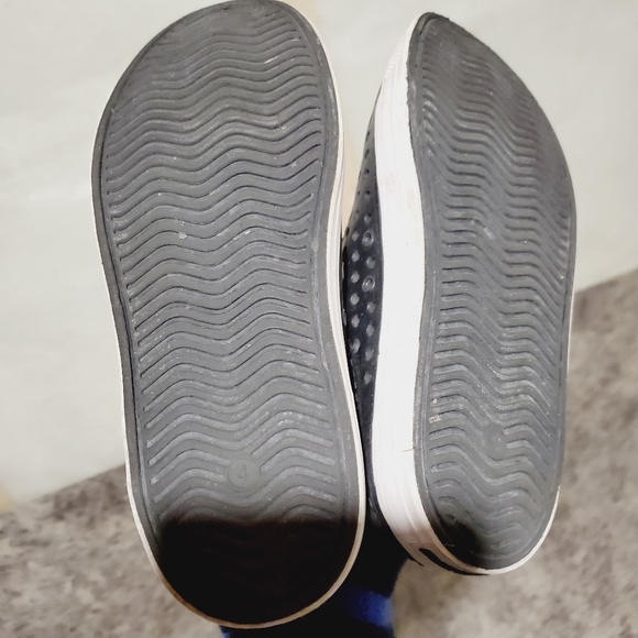 3/$10 Skechers Sandals Kids Size 4 - Picture 5 of 5